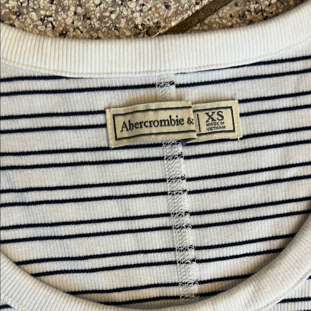 Abercrombie & Fitch Red and Striped Kids Tee Set - Picture 2 of 6